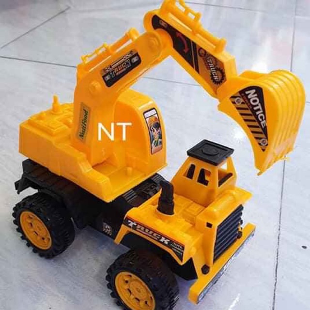 Xe cẩu đồ chơi cho bé