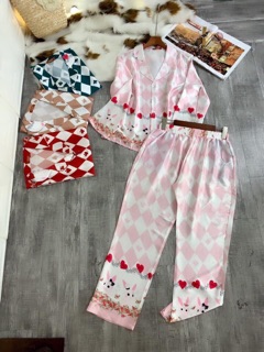Bộ pijama quân bài