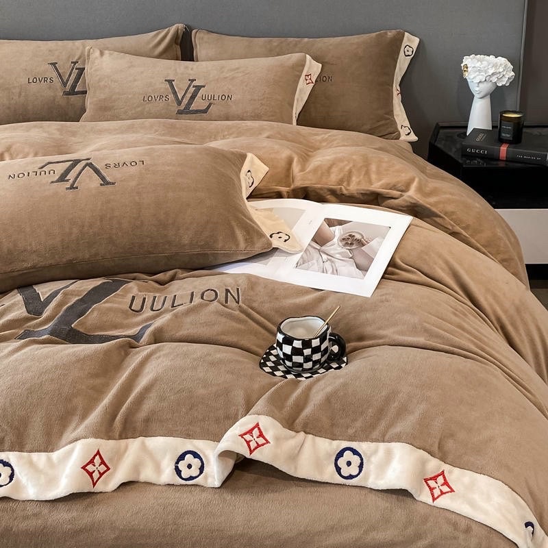 Bộ chăn ga gối nỉ nhung thêu thương hiệu LV sang trọng Xịn Decor SHOP VŨ THỊ THƠM