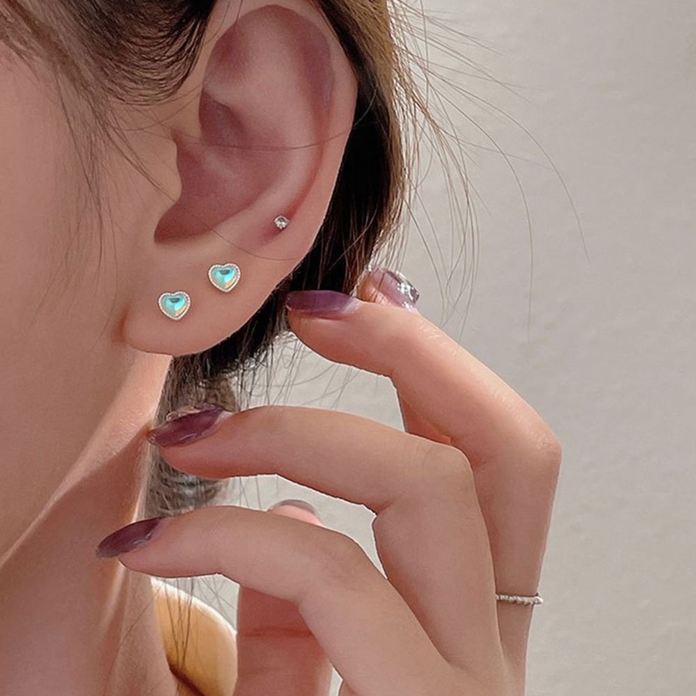 Khuyên tai hình trái tim phong cách Hàn Quốc thời trang cho nữ