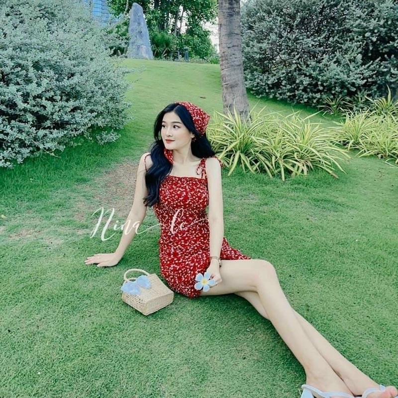 ♥️♥️ĐẦM HOA ĐỎ KÈM KHĂN
