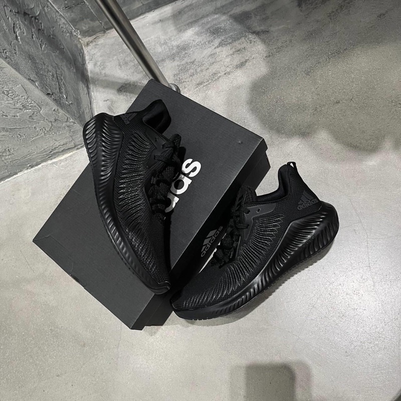 GIÀY THỂ THAO ALPHABOUNCE ALL BLACK
