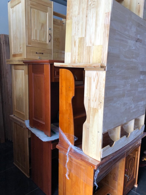 Bàn học sinh gỗ giá rẻ