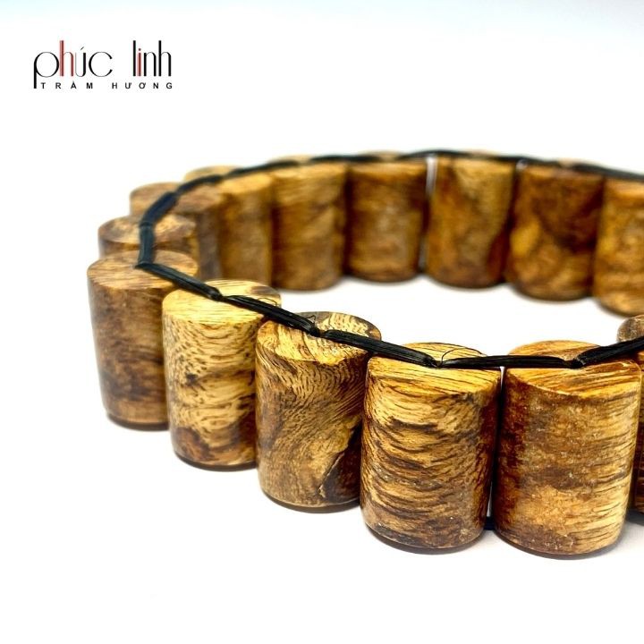 Vòng Tay Trầm Hương Kiểu Đồng Hồ PHÚC LINH