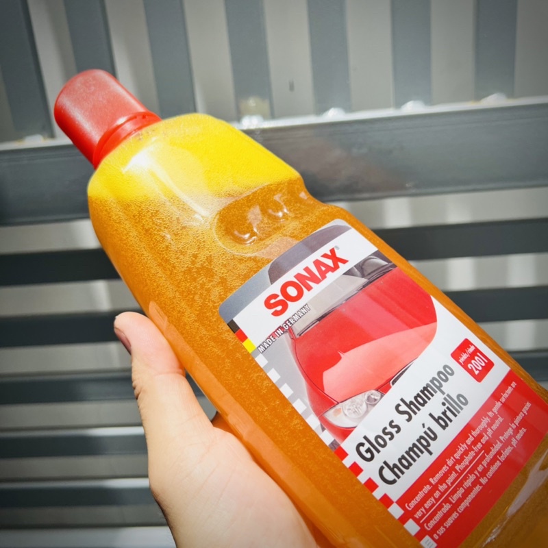 Nước rửa bóng xe Sonax dung tích 1000ml
