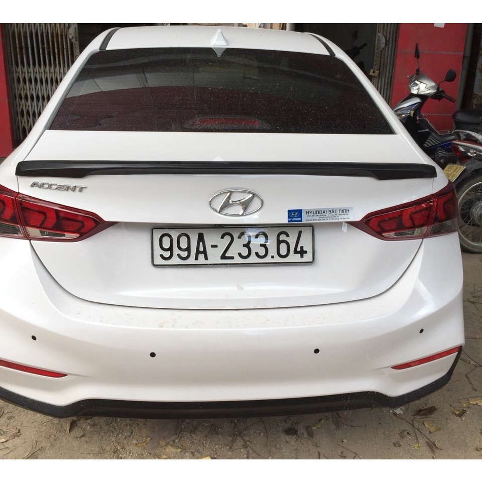 ĐUÔI GIÓ THẤP LIỀN CỐP HYUNDAI ACCENT 2018 2019 2020 2021 2022