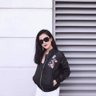 Bomber thêu hoa
