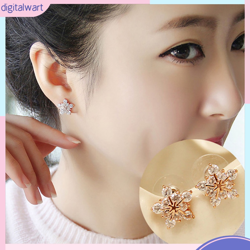 Cặp khuyên tai xỏ lỗ thiết kế hình hoa đính đá quý nhân tạo xinh xắn dễ thương dành cho nữ