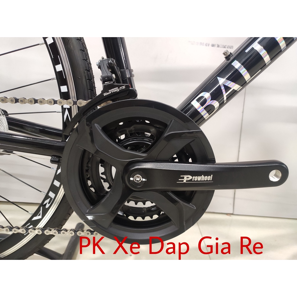 Xe đạp Touring BALTIK VAIRAS, Khung nhôm siêu nhẹ, Bộ đề Shimano 3x8 (24 tốc độ), Xe mới khuyến mại 5 món phụ kiện