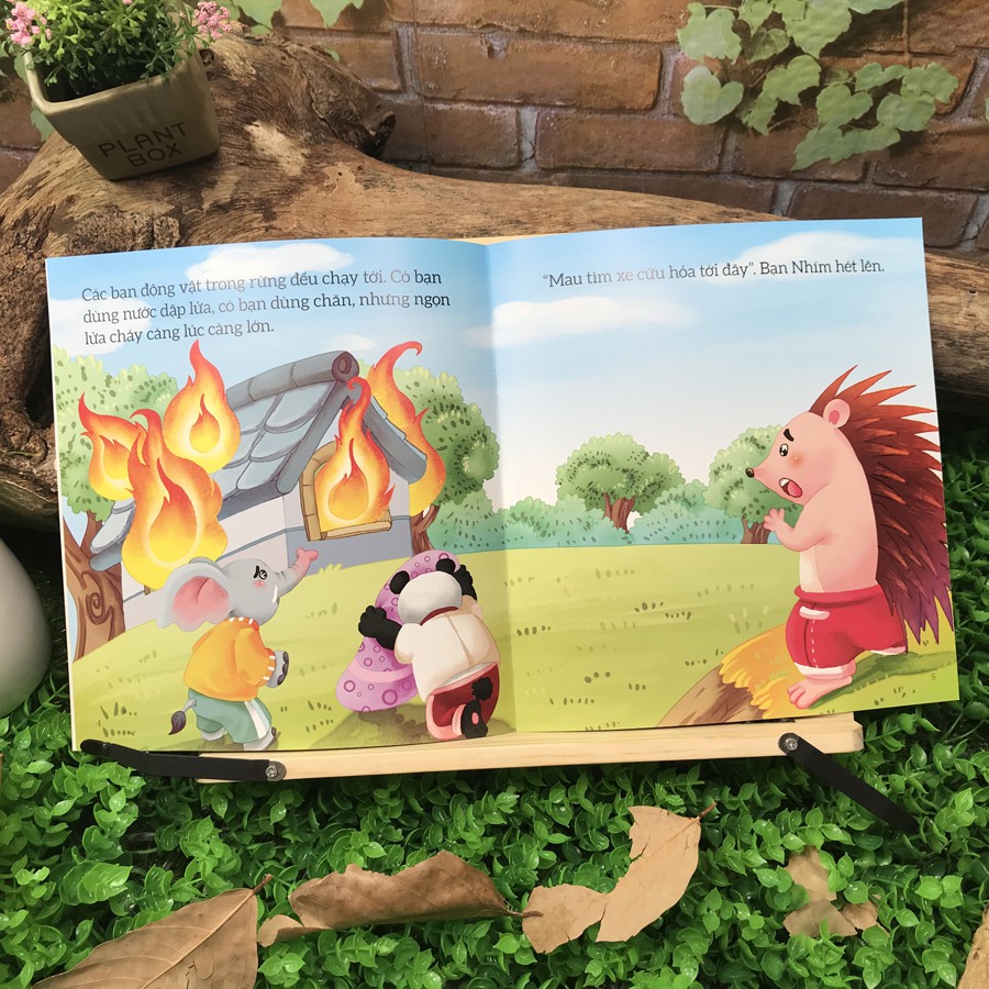 Sách - Câu Chuyện Nhỏ, Bài Học Lớn - Xe Cứu Hỏa Dũng Cảm (2-6 tuổi) | BigBuy360 - bigbuy360.vn