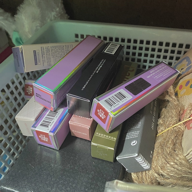 THANH LÝ SON AUTHENTIC NEW