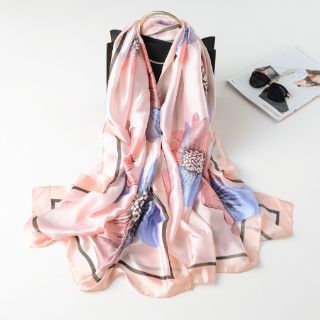 Khăn lụa Quảng Châu chất đẹp