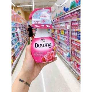 Xịt thơm quần áo Downy 370ml thái lan