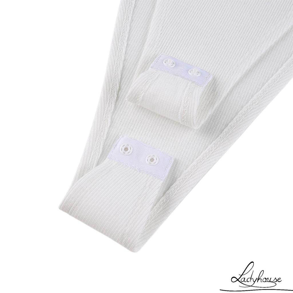 Bộ áo liền quần cổ tròn tay ngắn in chữ màu trắng/đen cho nữ