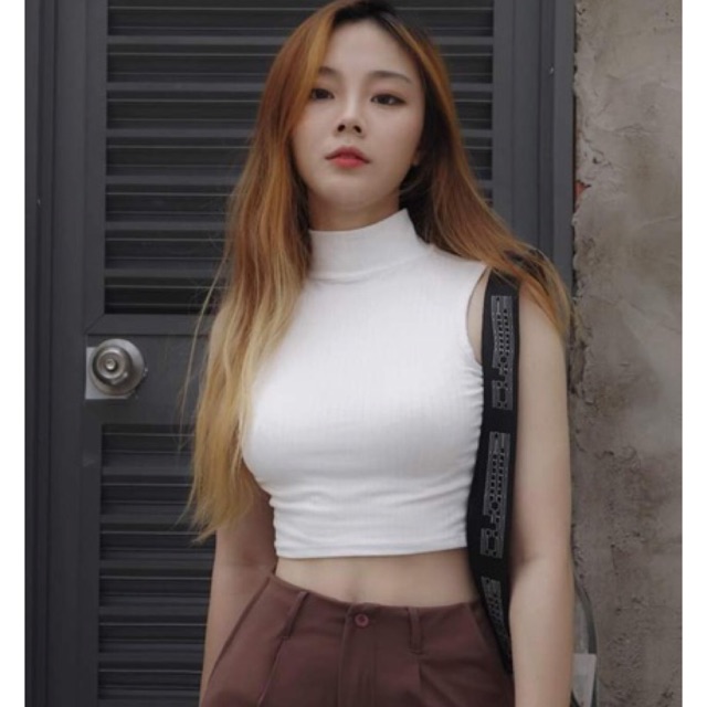 Áo thun croptop sát nách cổ cao 2 phân