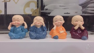 Bộ 4 chú tiểu