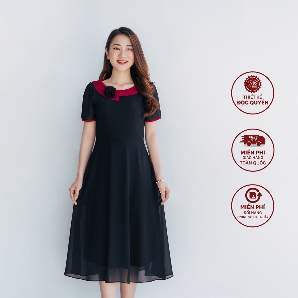 Đầm đính ngọc cao cấp form xoè đen TTV1069