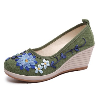 GIÀY THÊU HOA LÁ CAO 5CM (CÓ NHIỀU MÀU)
