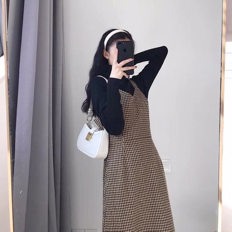 Bộ đồ hai mảnh rentro kiểu Pháp váy dây dài mùa thu đông