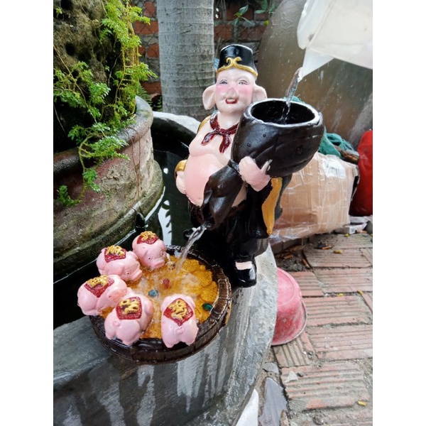Tượng Trư Bát Giới . tượng tế công hoà thượng. tế công. tượng cho heo uống nước