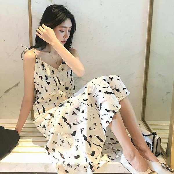 Good version Waist slim one-piece dress Korean style Floral dress High-quality spot Holiday skirt