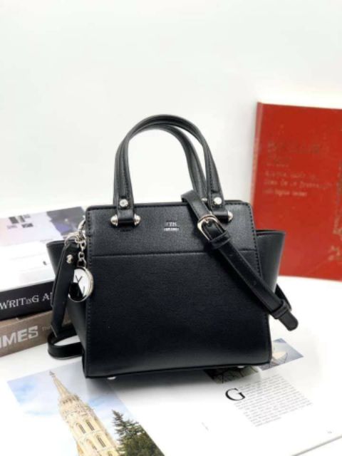 Túi LYN DÁNG CÔNG SỞ DƯ XỊN AUTHENTIC