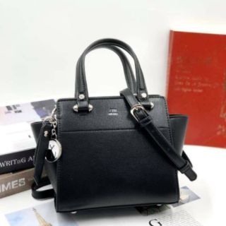 Túi LYN DÁNG CÔNG SỞ DƯ XỊN AUTHENTIC