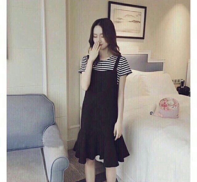Set yếm đuôi cá và áo thun MH