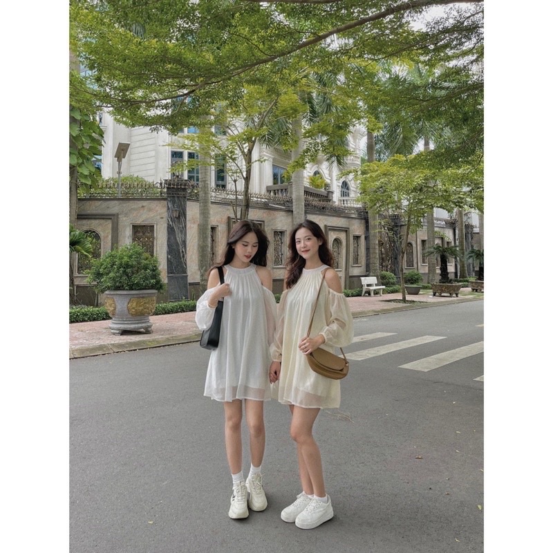 Đầm Tơ Khoét Vai Cổ Yếm Tay Dài Siêu Xinh Hàng Chuẩn Đẹp
