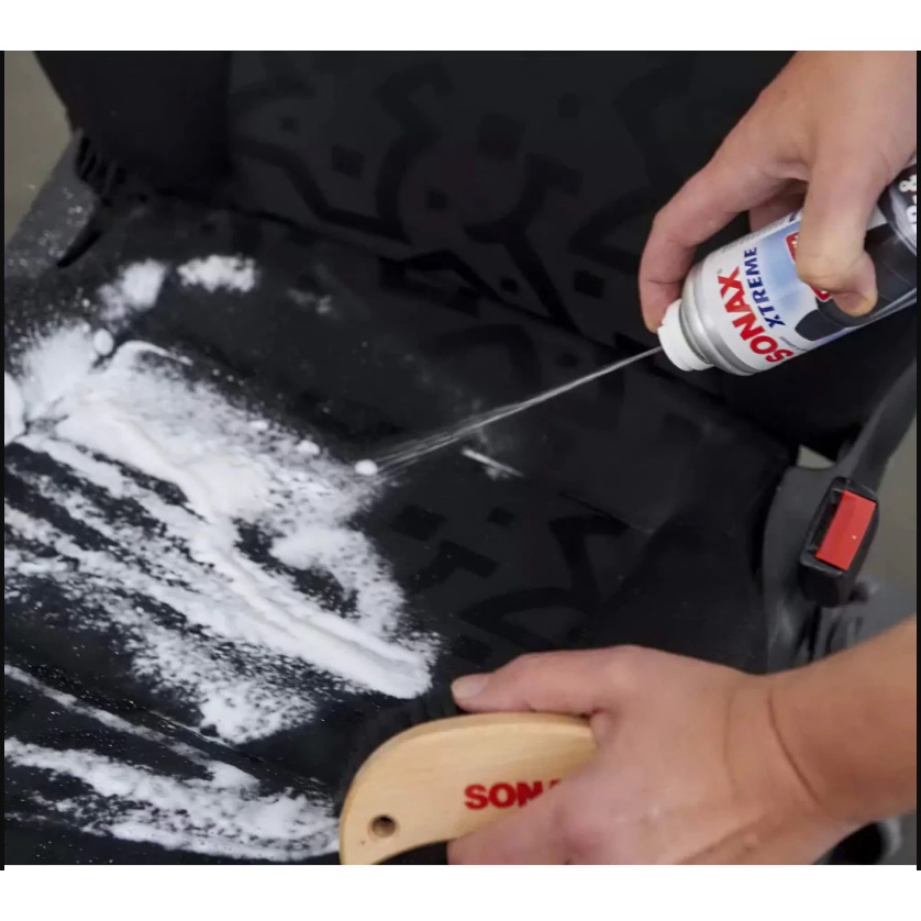 Dung Dịch Làm Sạch Vải Nỉ Alcantara Sonax Xtreme Upholstery &amp; Alcantara Cleaner 250ml 206141 Tặng Khăn