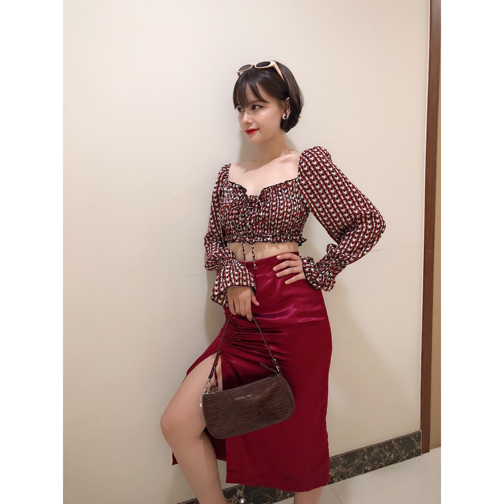 Chân Váy Xẻ Tà Cao Dáng Dài Satin Rút Dây - YCV018270