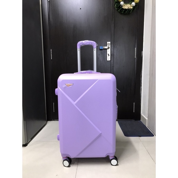 Vali nhựa dẻo cao cấp, size 24,26, chống va đập, chống trầy xước, màu sắc thời trang