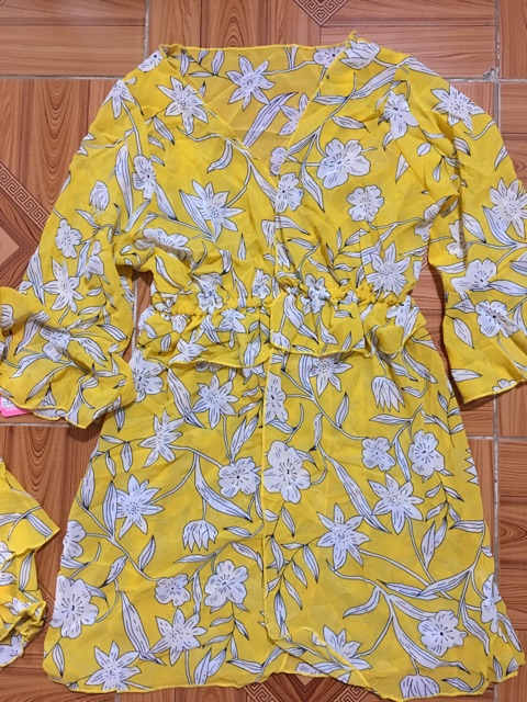 Bikini 2 mảnh kèm áo choàng, áo tắm nữ, đồ bơi nữ cao cấp | BigBuy360 - bigbuy360.vn