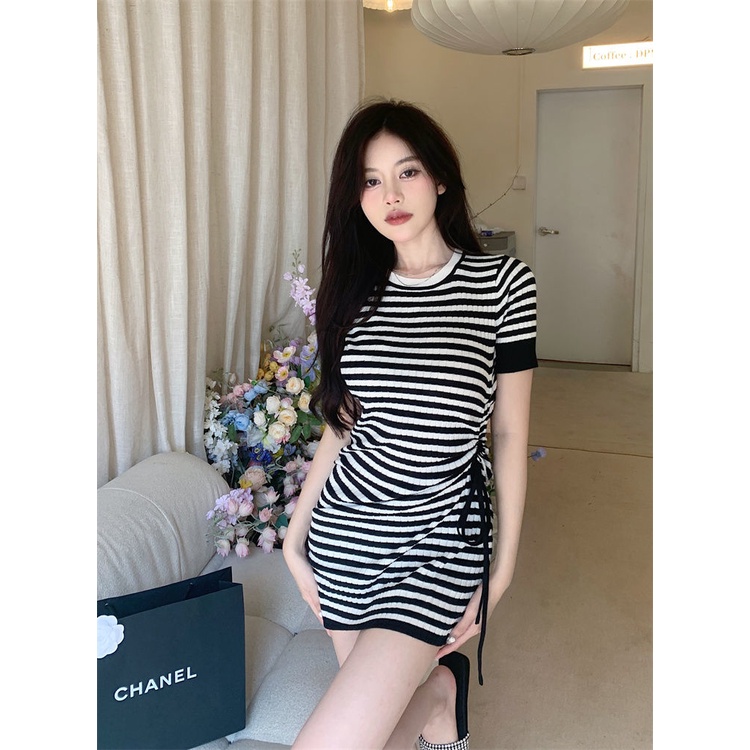 Đầm len Pure Cube kẻ sọc dáng ôm cột dây thời trang trẻ trung