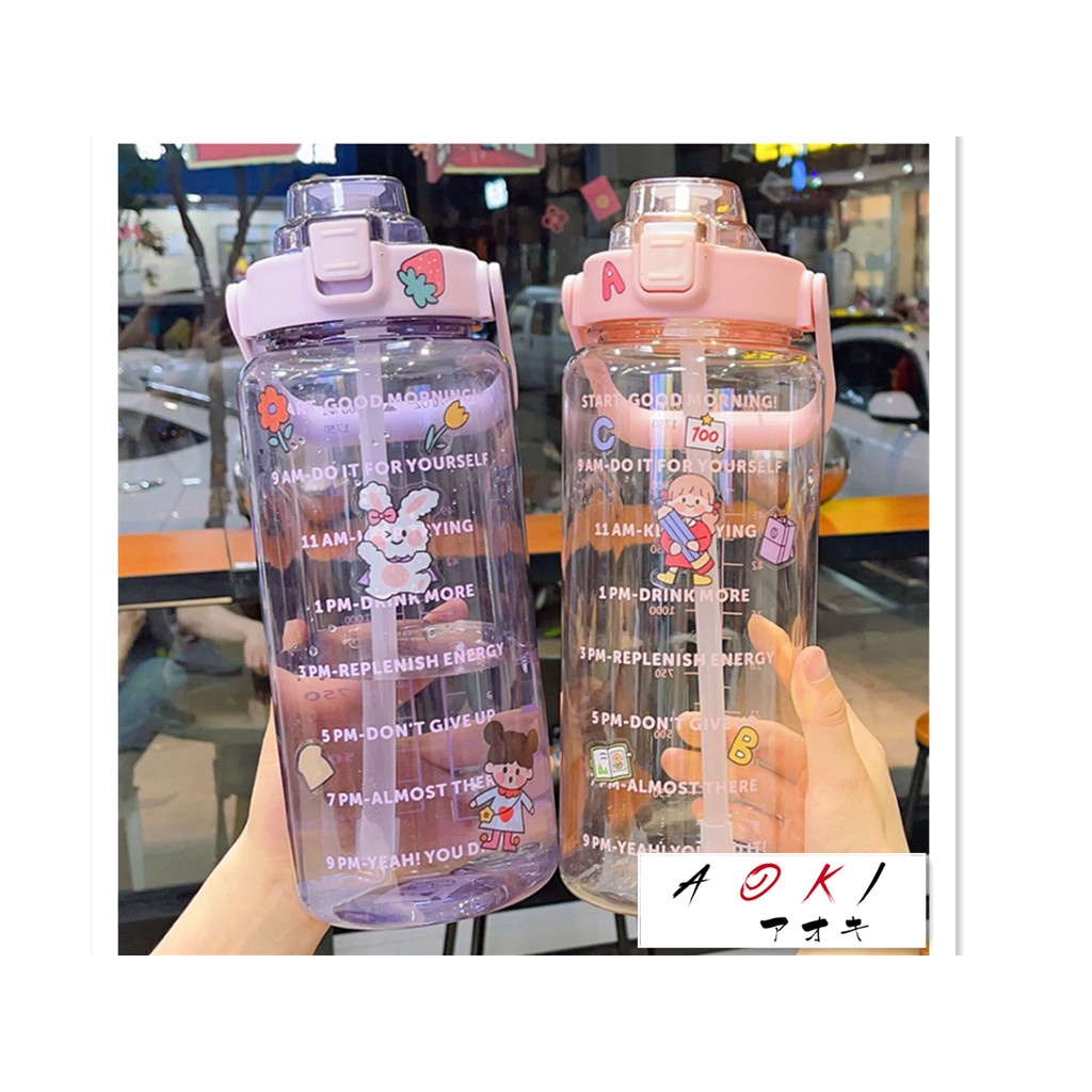 Bình Nước 2 Lít Trong Suốt Có Vạch Chia Nhắc Nhở Mực Nước Uống Trong Ngày Siêu Sang Dễ Thương TẶNG KÈM STICKER