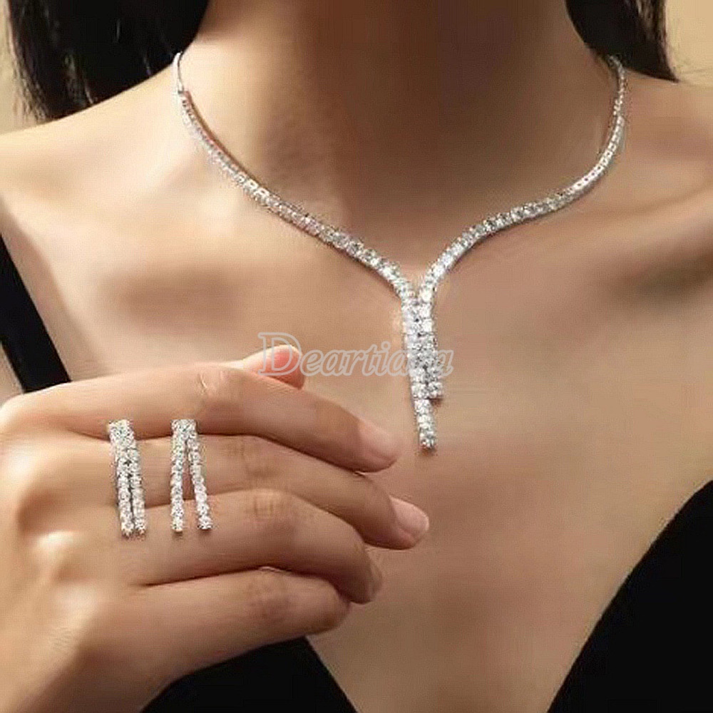 Bộ Vòng cổ + Bông Tai ĐíNh Đá Sang TrọNg