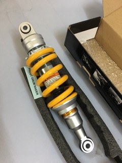 Phuộc nhún Ohlins  xe Raider mã 0031.