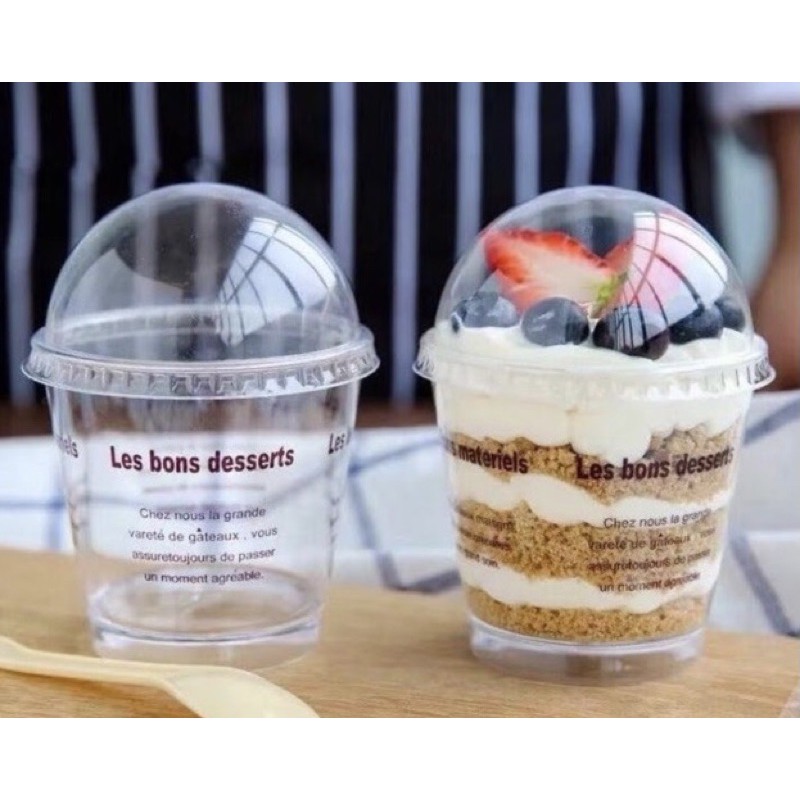 Cốc nhựa nắp cầu Les bons đựng bánh mousse (10 cái)