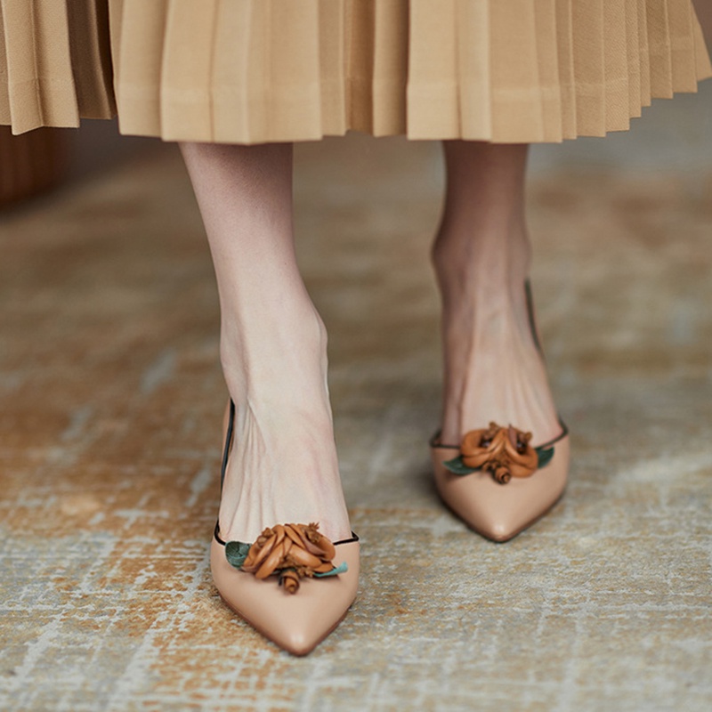 Giày cao gót nữ IELGY mũi nhọn trang trí thanh lịch phong cách retro