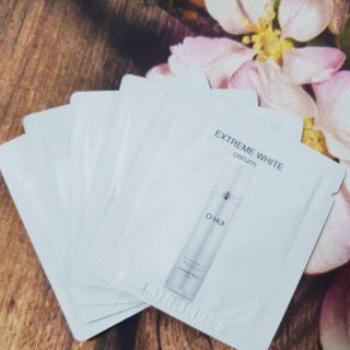 Combo 10 gói Tinh chất dưỡng trắng da Ohui Extrem white