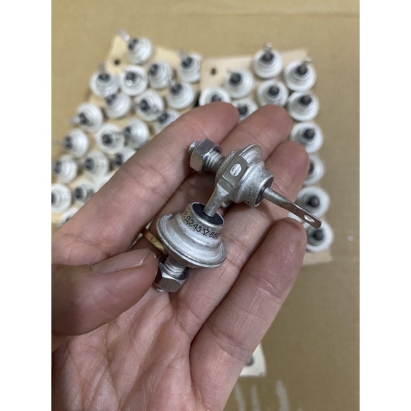 Điot 10 A Nga mới