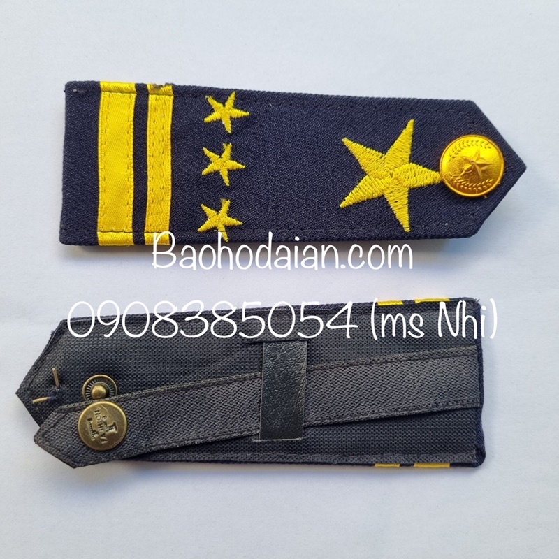 Cầu vai bảo vệ thêu ngôi sao kèm nút đồng sang trọng