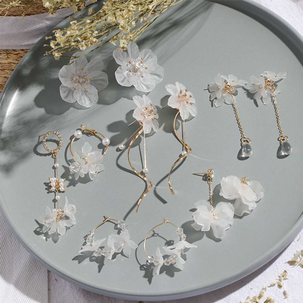 Bông Tai Dáng Dài Hình Hoa Đính Ngọc Trai Xinh Xắn S925