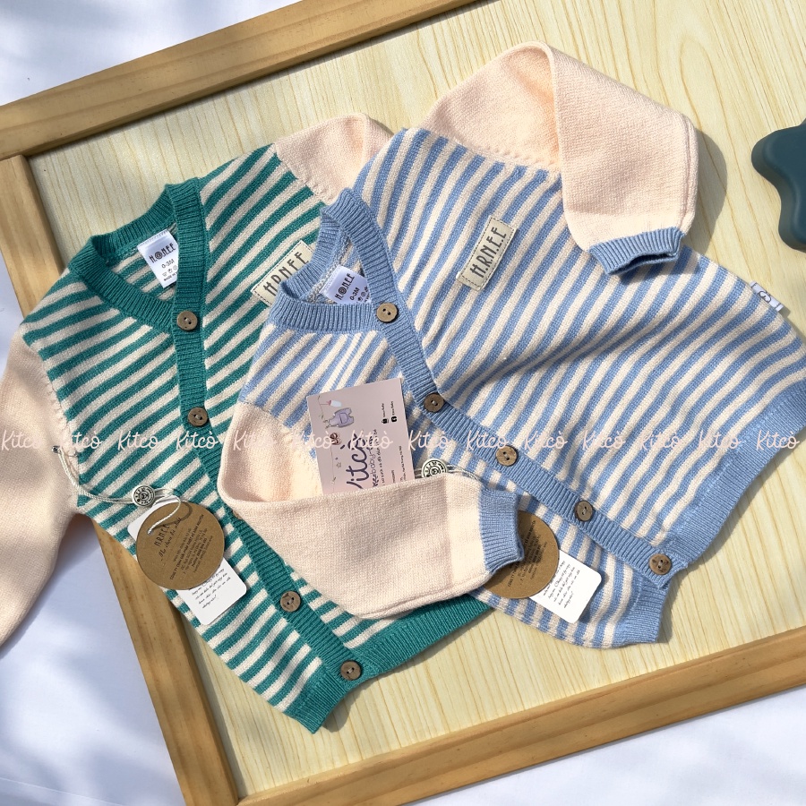 HRNEE Áo len cardigan cài chéo cho bé