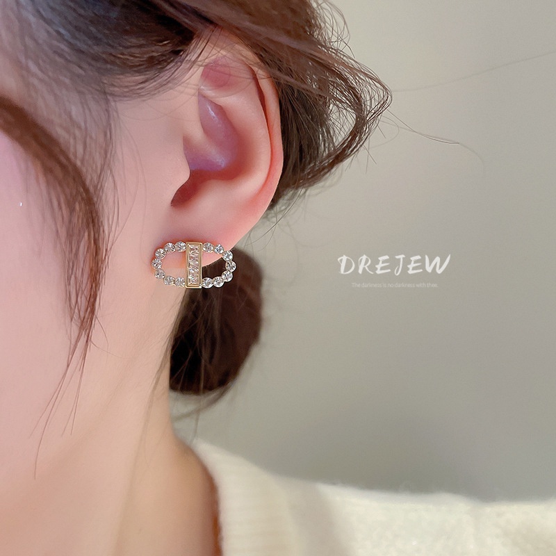 Khuyên tai DREJEW 2 mạ bạc đính đá zircon hình chữ đơn giản sang trọng phong cách Hàn Quốc
