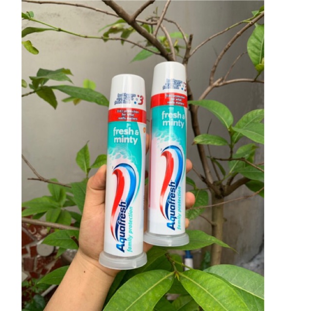 Kem đánh răng Aquafresh Fresh & Minty 100ml