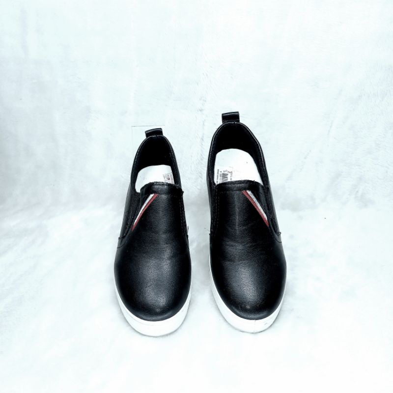 GIÀY SNEAKERS NAM - GIÀY THỂ THAO NAM - HÀNG MỚI - SALE KHỦNG 50% - HÀNG XUẤT KHẨU CAO CẤP - NHIỀU MẪU
