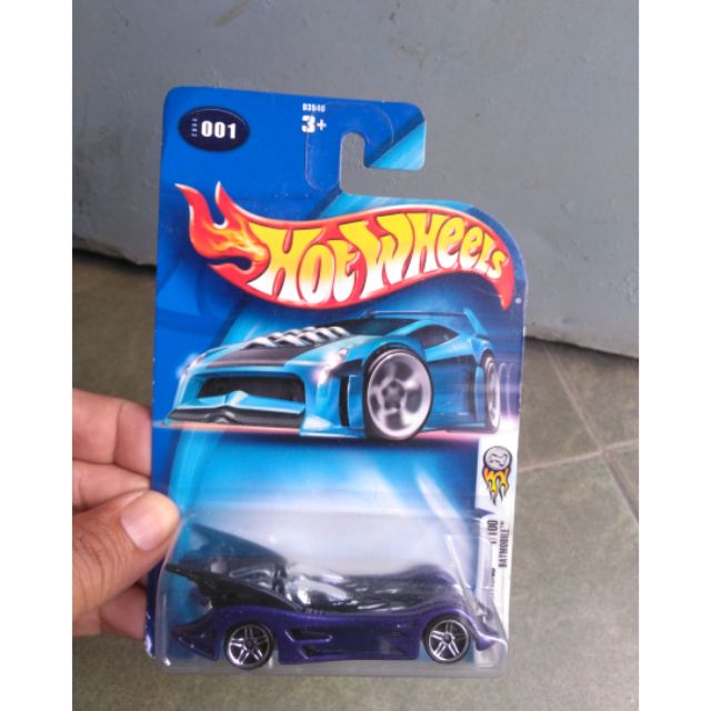 Xe Hotwheels Batmobile