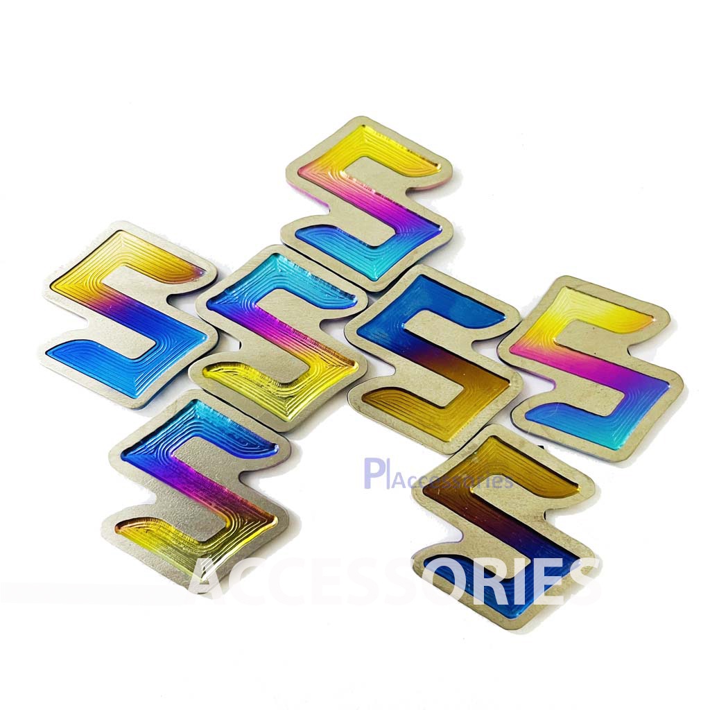 Tem Titan Logo Suzuki Dán Nhiều Vị Trí PKPH