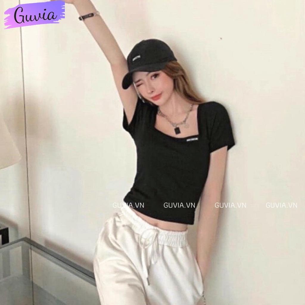 Áo Croptop Nữ Cổ Vuông LOGO Tay Ngắn Ôm Body Sexy Chất Thun Tăm Trẻ Trung GUVIA